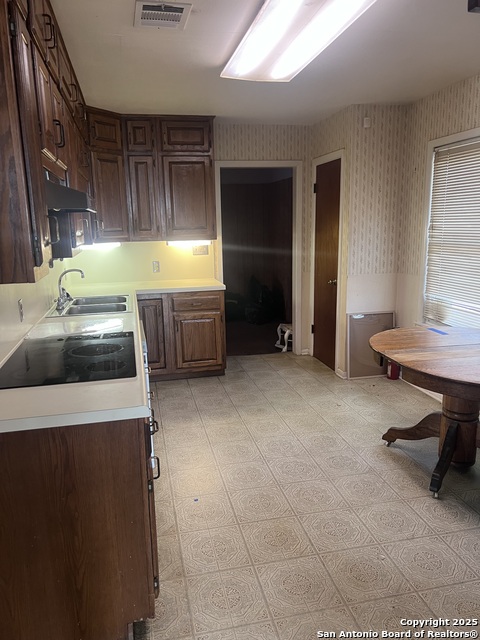 Image 3 of 15 For 1105 Maia