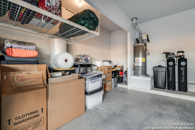 Listing photo id 21 for 101 Cheslyn  