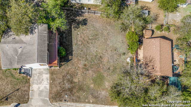 Image 2 of 5 For 8907 Drowsey