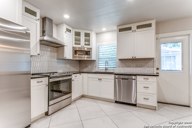 Image 12 of 25 For 488 Olmos  2