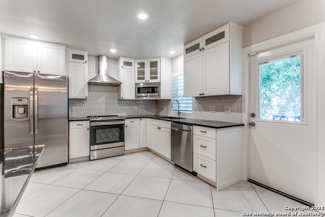 Image 13 of 25 For 488 Olmos  2