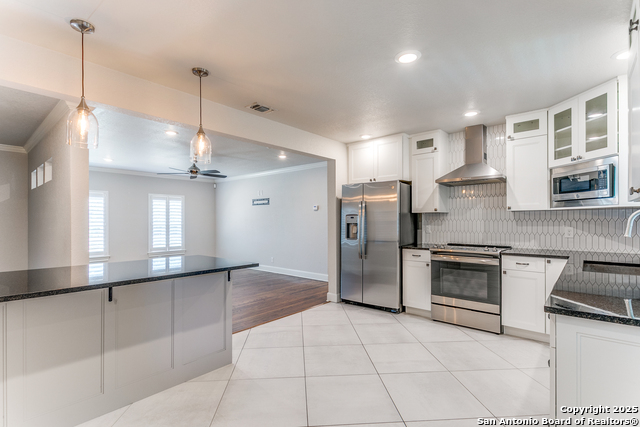 Image 15 of 25 For 488 Olmos  2