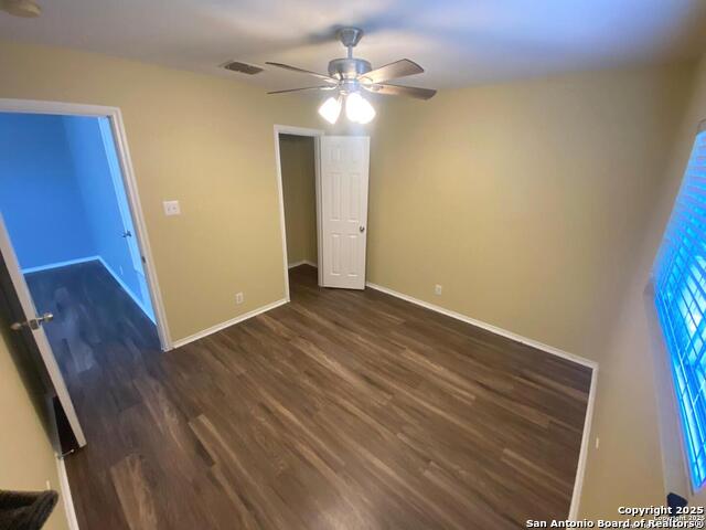 Image 26 of 31 For 302 Coriander