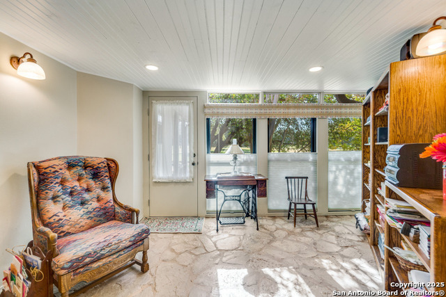 Image 19 of 37 For 122 Cliffdwellers Path