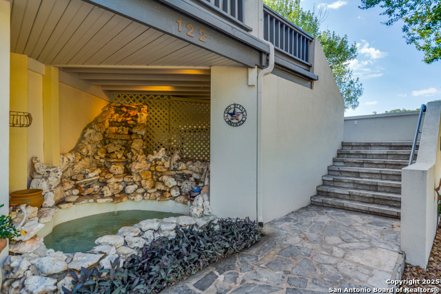 Image 20 of 37 For 122 Cliffdwellers Path