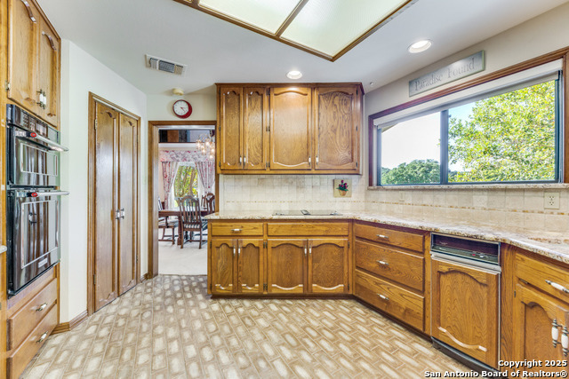 Image 5 of 37 For 122 Cliffdwellers Path