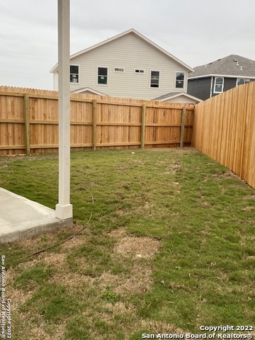 Image 16 of 17 For 7521 Astro Field  102