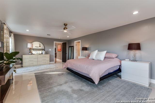 Image 24 of 46 For 311 Woodlake