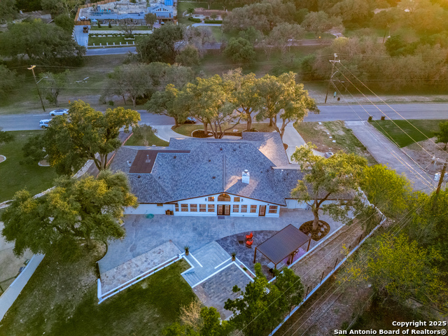 Image 42 of 46 For 311 Woodlake