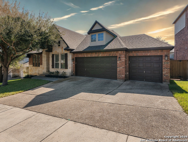 Image 2 of 54 For 918 Olivia View