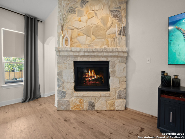 Image 24 of 54 For 918 Olivia View