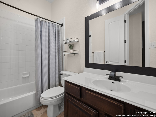 Image 46 of 54 For 918 Olivia View