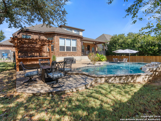 Image 6 of 54 For 918 Olivia View