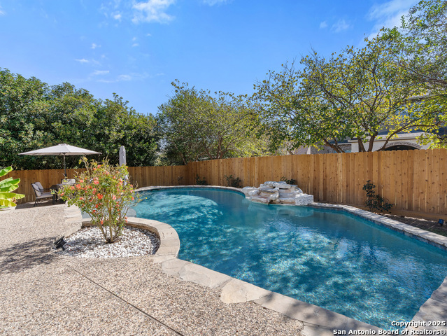 Image 7 of 54 For 918 Olivia View