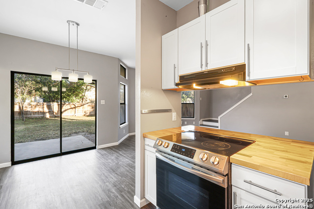 Image 9 of 25 For 11222 Spring Crest