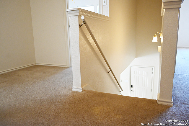 Listing photo id 22 for 16323 Walnut Creek Dr.