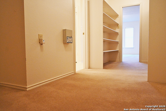 Listing photo id 29 for 16323 Walnut Creek Dr.