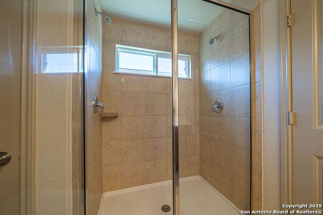 Image 17 of 32 For 2235 Westover Loop