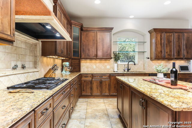 Listing photo id 19 for 927 Scenic Stroll