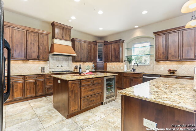 Listing photo id 20 for 927 Scenic Stroll