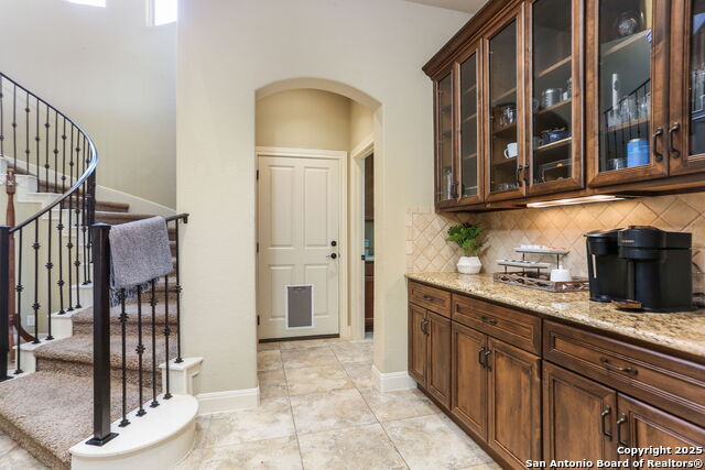 Listing photo id 22 for 927 Scenic Stroll