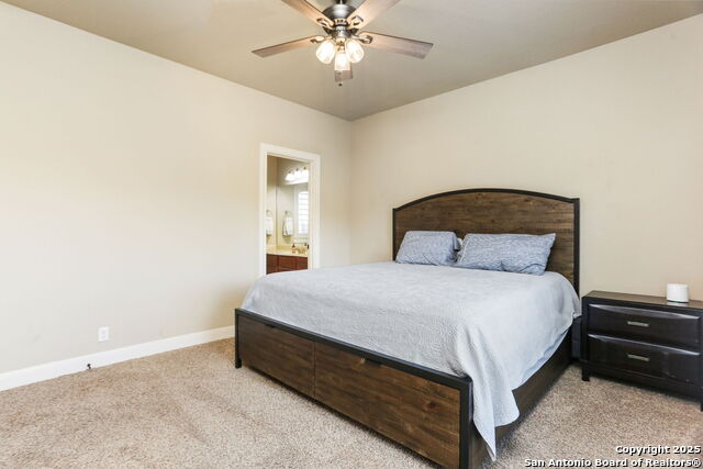 Listing photo id 36 for 927 Scenic Stroll