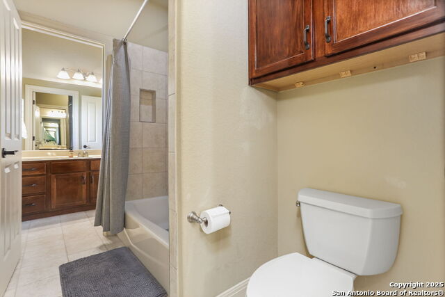 Listing photo id 38 for 927 Scenic Stroll