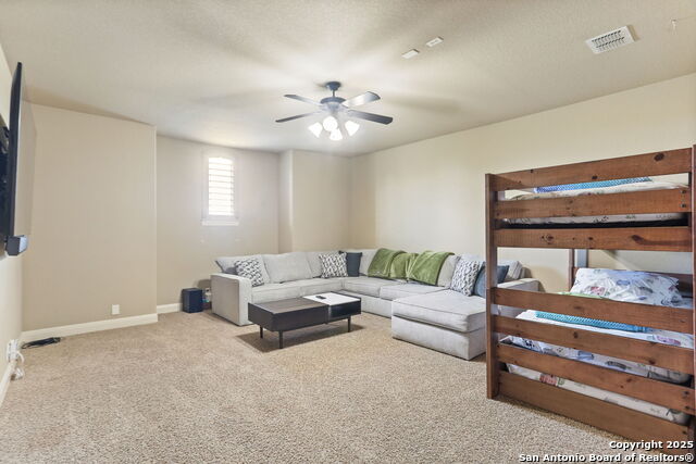 Listing photo id 42 for 927 Scenic Stroll