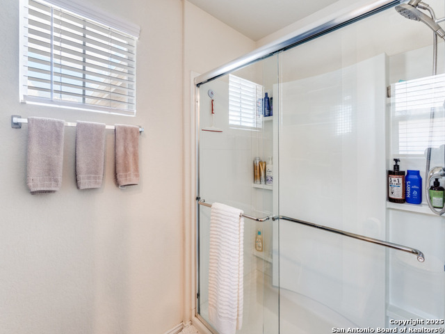 Listing photo id 9 for 10306 Glimmer