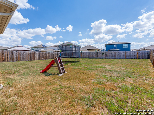 Listing photo id 15 for 10306 Glimmer