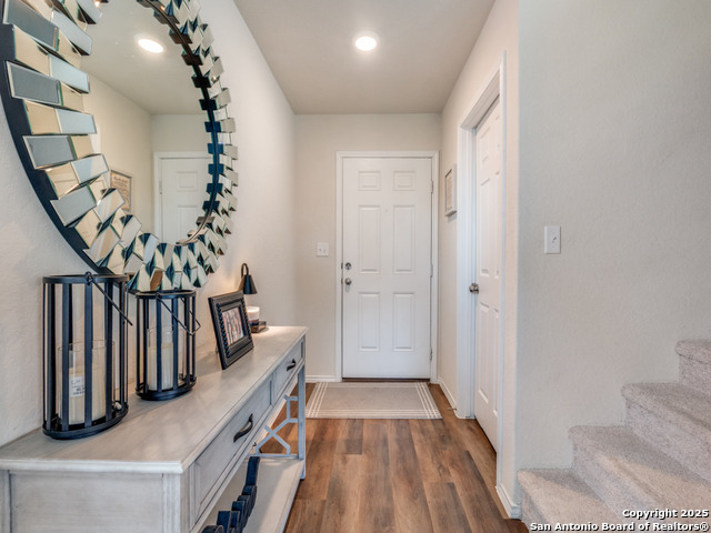 Listing photo id 0 for 10306 Glimmer