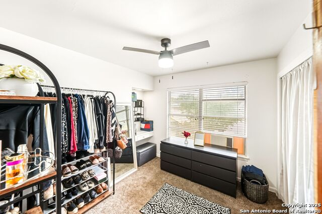 Image 9 of 15 For 4414 Hollyridge