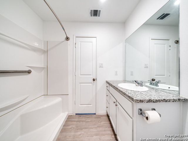 Image 6 of 23 For 4231 Revetment Way