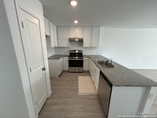 Image 4 of 43 For 6410 Kemper Place