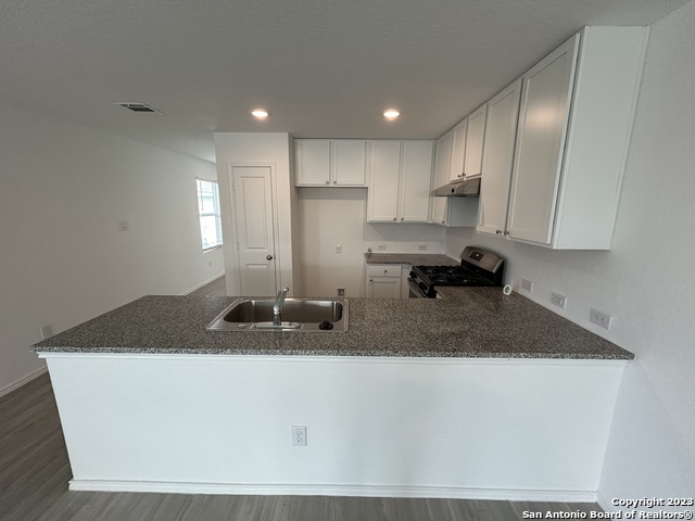 Image 7 of 43 For 6410 Kemper Place