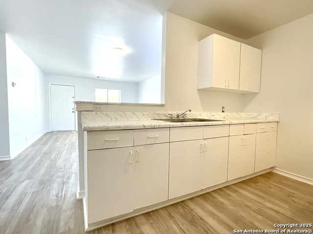 Image 11 of 32 For 271 Caddo