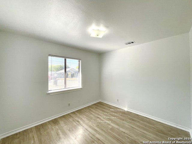 Image 24 of 32 For 271 Caddo