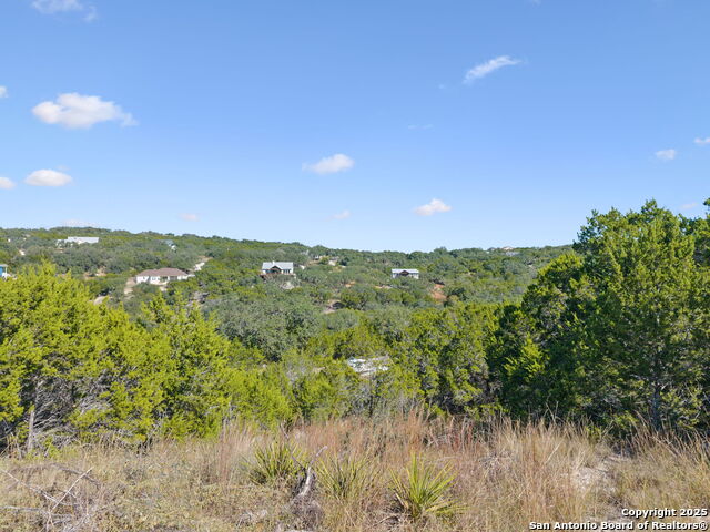 Listing photo id 1 for 1161 Post Oak Drive