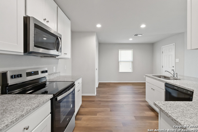 Listing photo id 9 for 2126 Fishing Trl