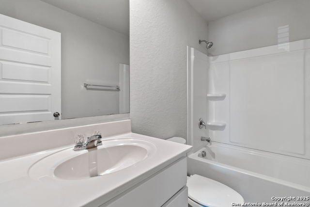 Listing photo id 21 for 2126 Fishing Trl