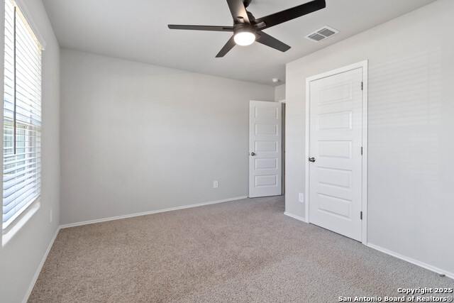 Listing photo id 23 for 2126 Fishing Trl