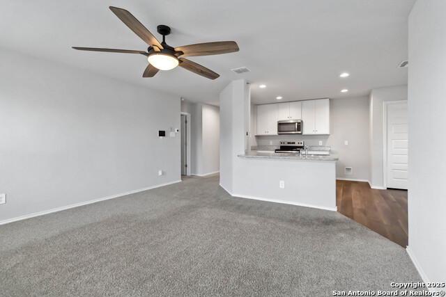 Listing photo id 3 for 2126 Fishing Trl