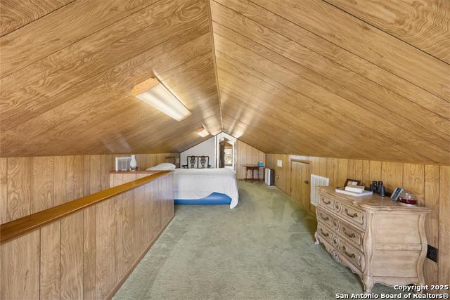 Listing photo id 14 for 1141 Ranch To Market Rd 2631