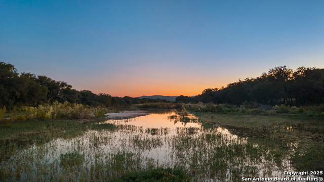 Listing photo id 45 for 1141 Ranch To Market Rd 2631