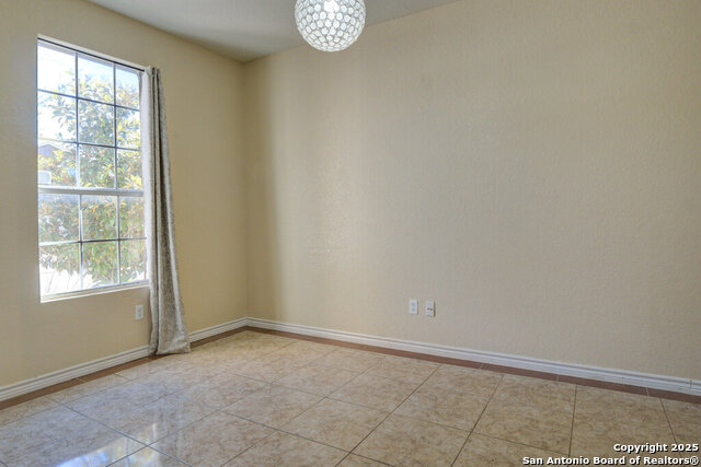 Image 14 of 29 For 8907 Preserve Trail