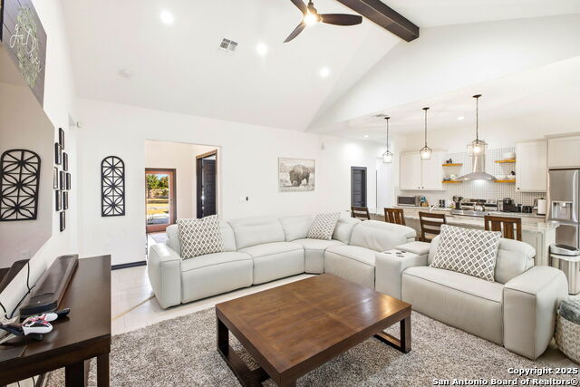 Image 8 of 33 For 418 Tawny Oak