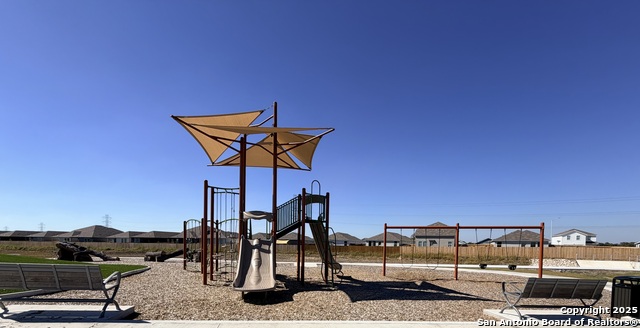 Image 5 of 19 For 5739 Alope