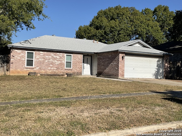 Image 3 of 9 For 7521 Linkmeadow St