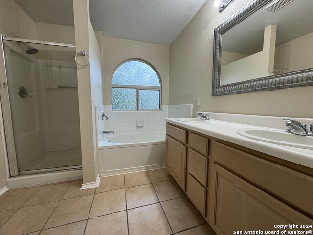 Image 8 of 9 For 10363 Tiger Paw