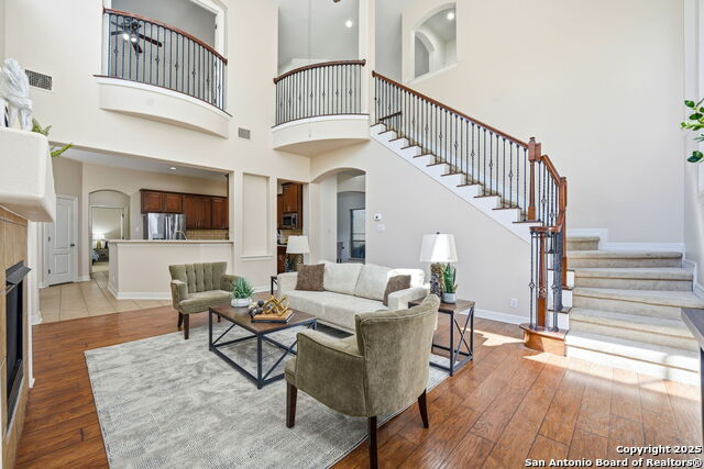 Image 10 of 43 For 410 Heather Ridge